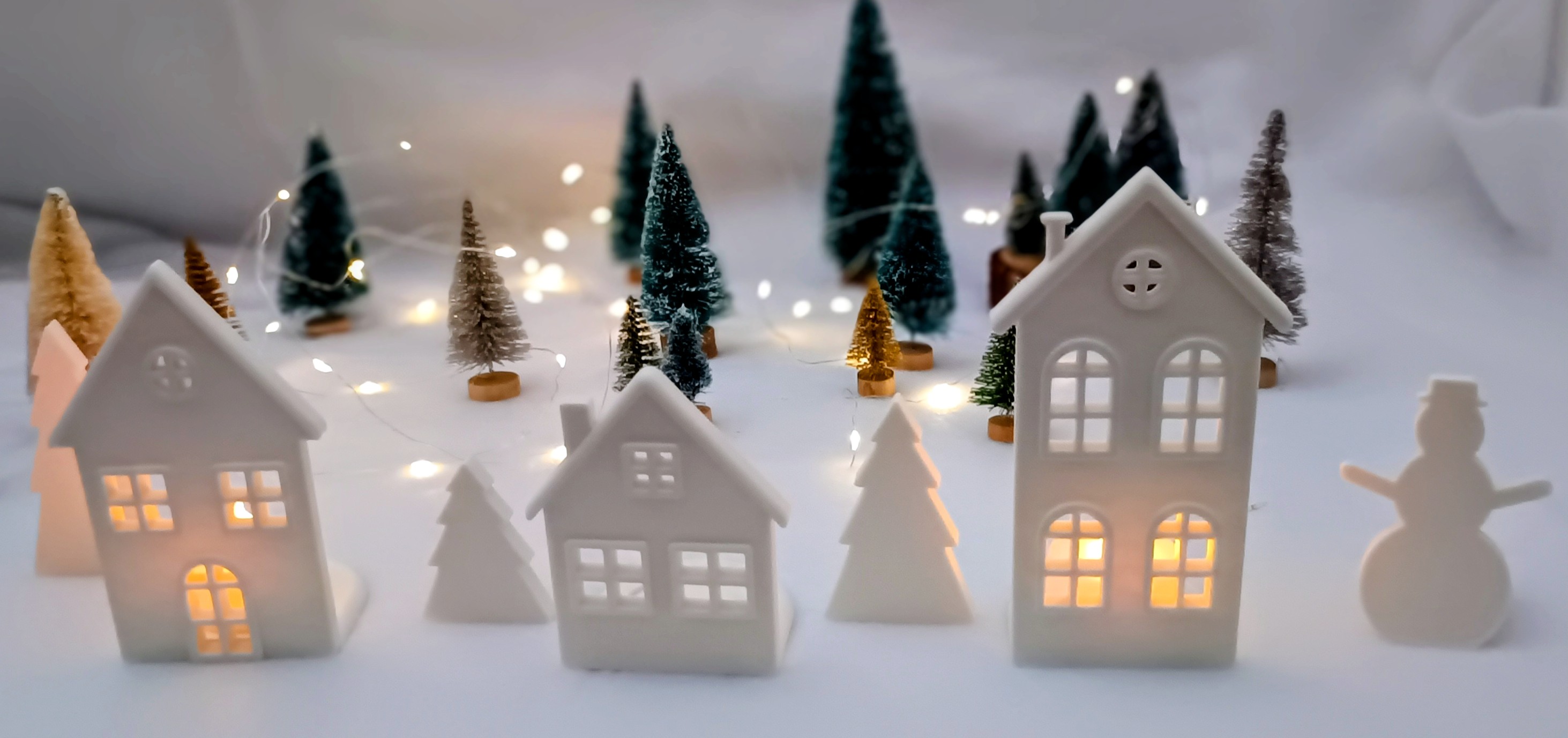 Flat Christmas Village for Tea Lights